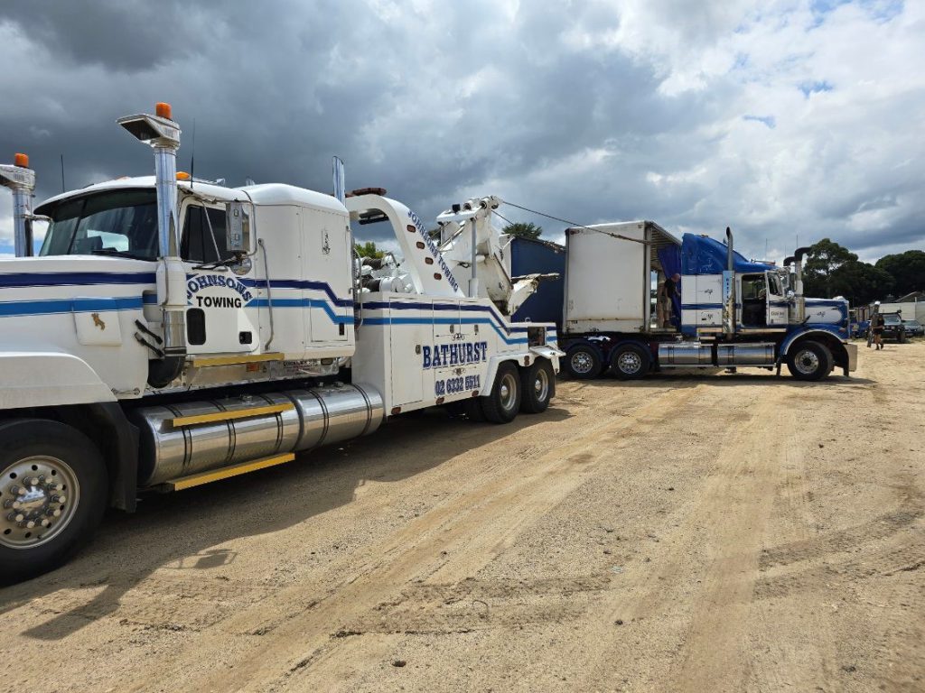 Johnson's Towing & Mechanical